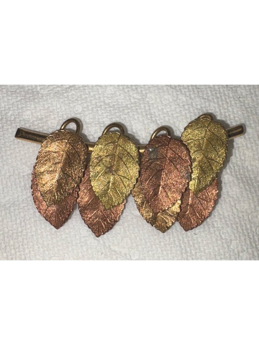 Vintage Gold & Copper Leaf Brooch Pin With Detailed Textured Design